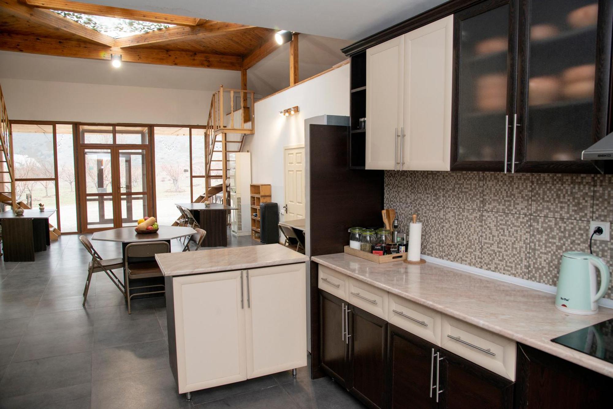 Ecolodge In Wildlife Refuge Urts'adzor エクステリア 写真
