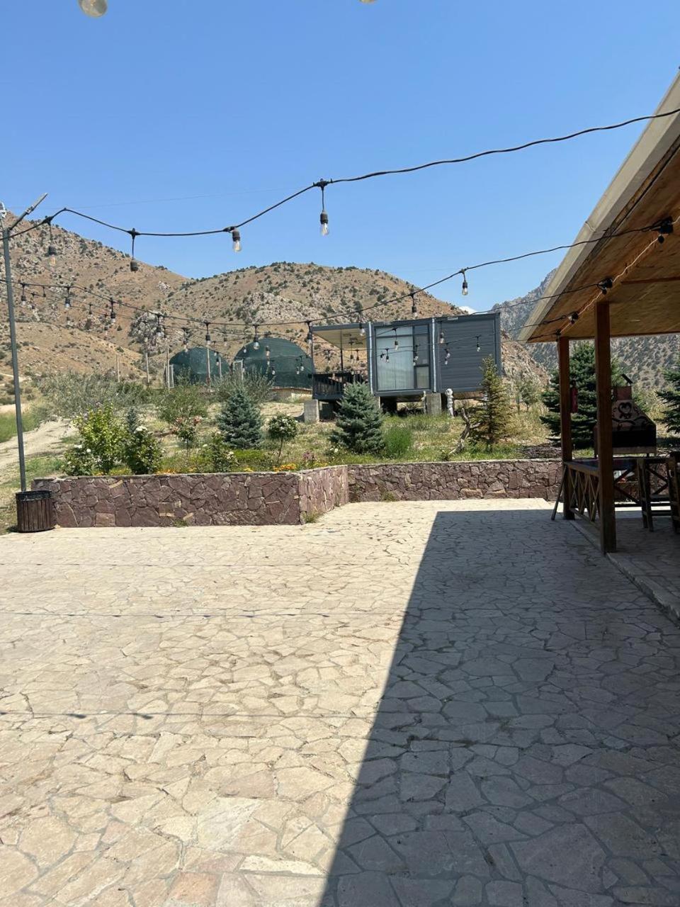 Ecolodge In Wildlife Refuge Urts'adzor エクステリア 写真